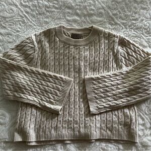 H&M Cropped sweater